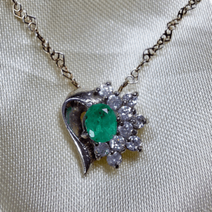 COLLAR DE ESMERALDA
